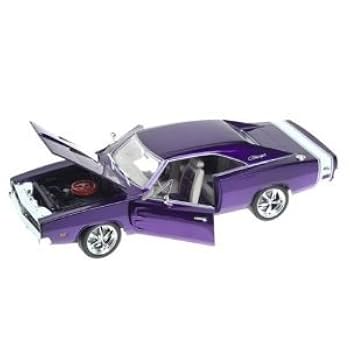 Hot Wheels 69 Dodge Charger 1:18 Scale Whips Team Baurtwell